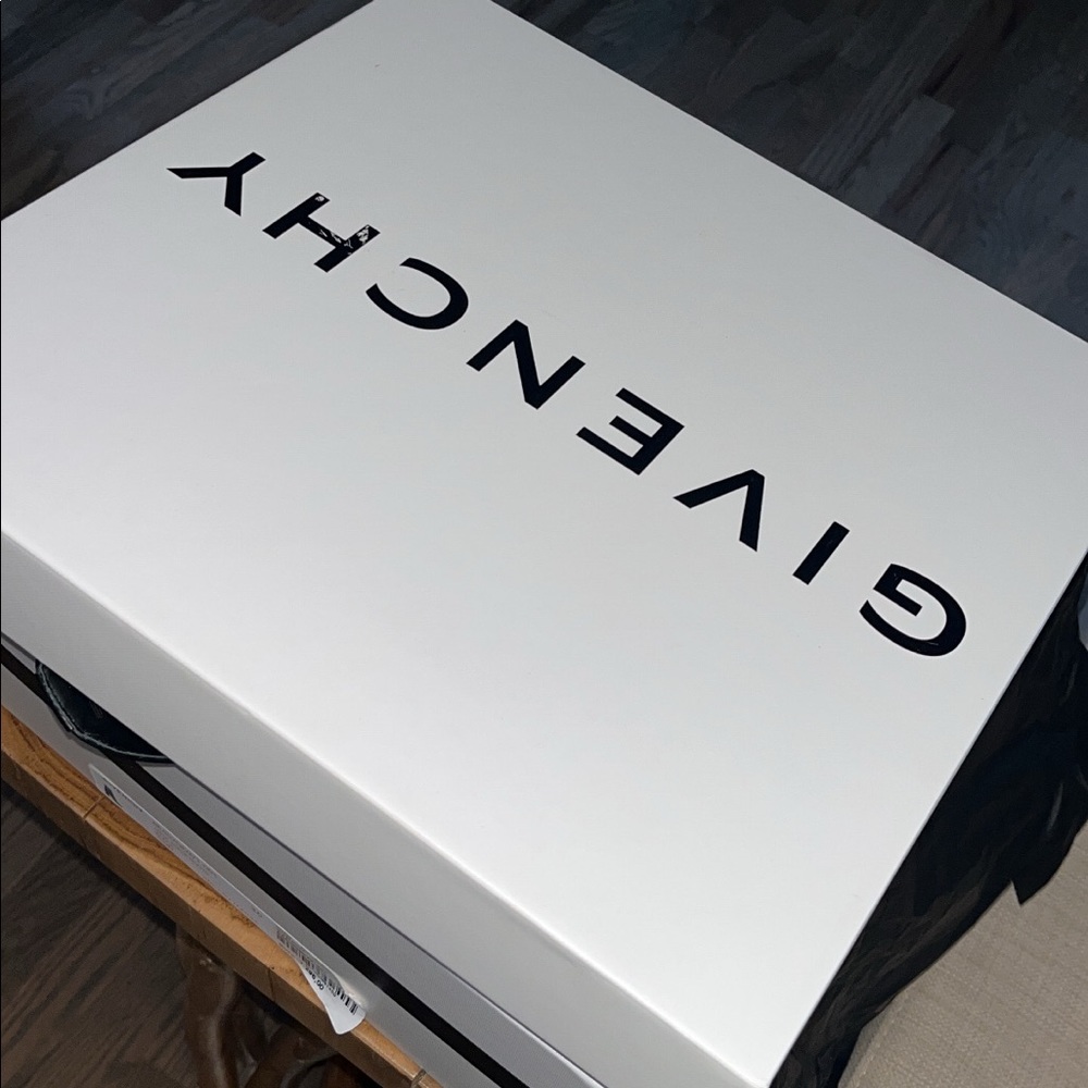 Givenchy Lock Ankle boots